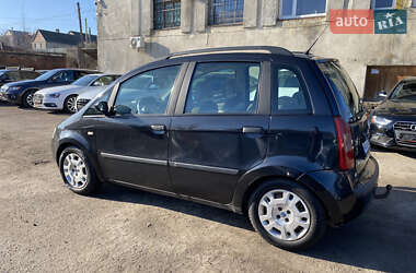 Минивэн Fiat Idea 2004 в 