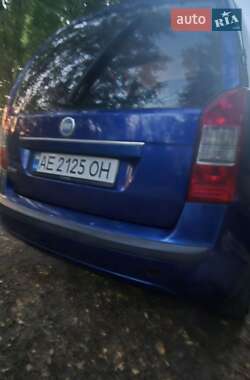 Минивэн Fiat Idea 2007 в 