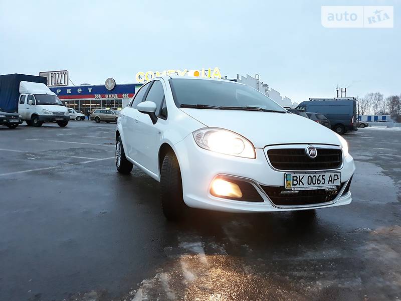 Седан Fiat Linea 2015 в Ровно