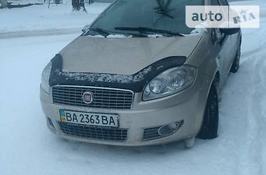 Fiat Linea 2012