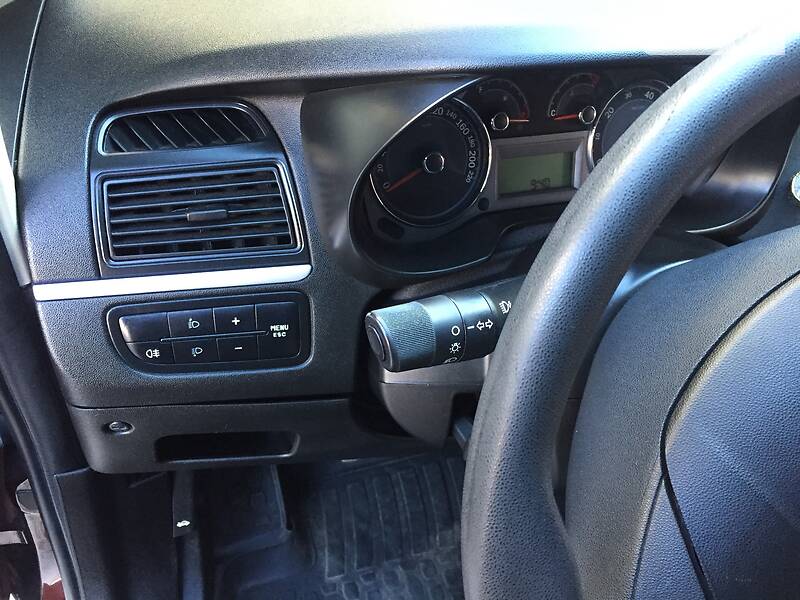 Седан Fiat Linea 2012 в Черкасах фото 32 Седан Fiat Linea 2012 в Черкасах