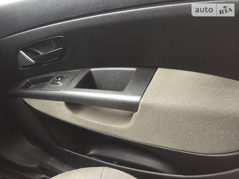 Седан Fiat Linea 2012 в Черкасах фото 16 Седан Fiat Linea 2012 в Черкасах