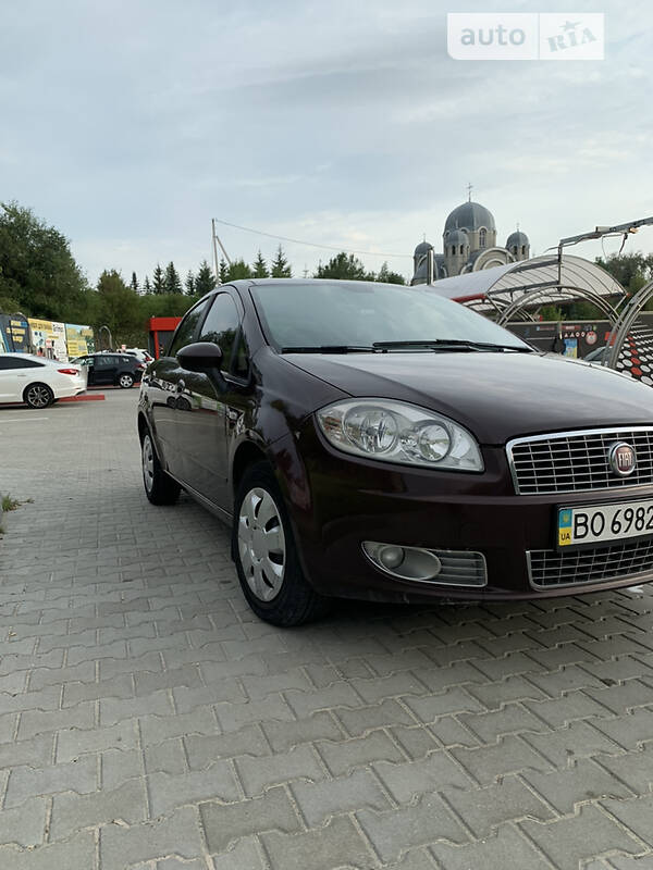 Седан Fiat Linea 2012 в Тернополе