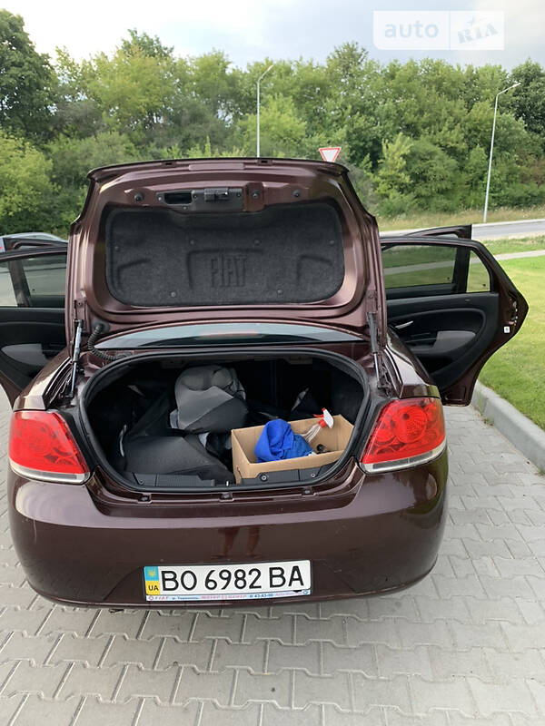 Седан Fiat Linea 2012 в Тернополе