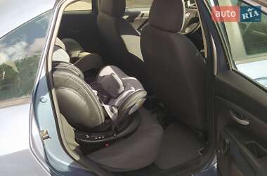 Седан Fiat Linea 2009 в 