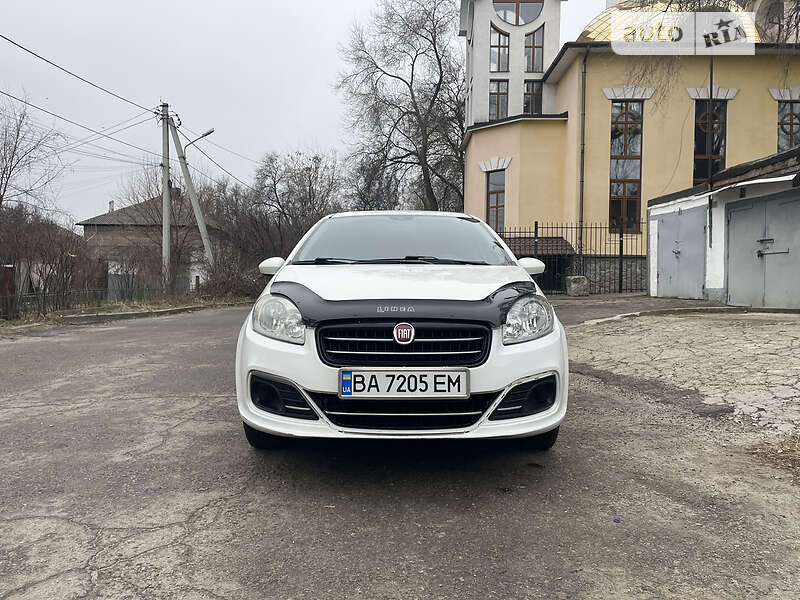 Седан Fiat Linea 2013 в Днепре