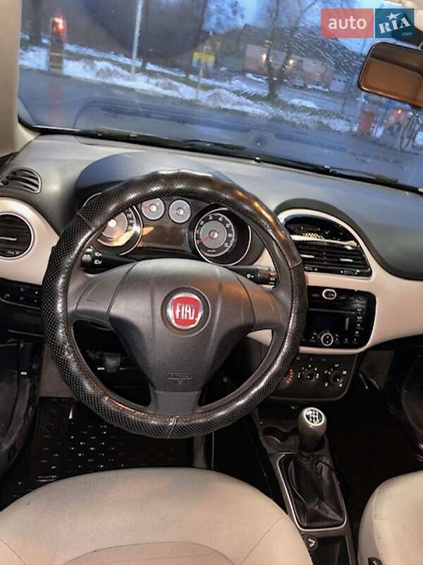 Седан Fiat Linea 2013 в Сумах фото 2 Седан Fiat Linea 2013 в Сумах