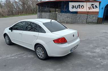 Седан Fiat Linea 2012 в Светловодске
