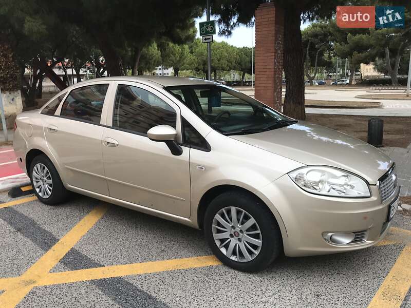 Fiat Linea 2012