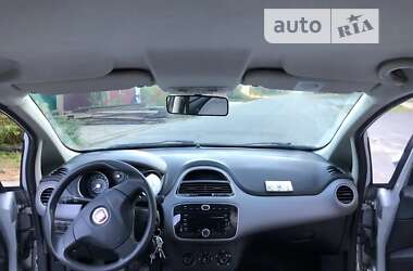 Седан Fiat Linea 2013 в Вишневом