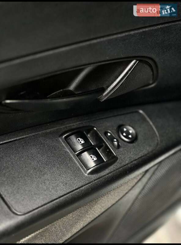 Седан Fiat Linea 2011 в Житомире