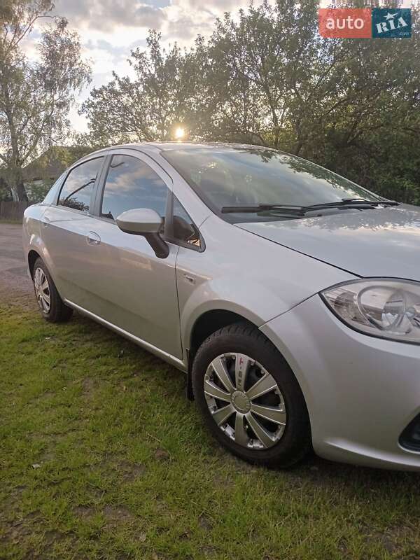 Седан Fiat Linea 2013 в Овручі
