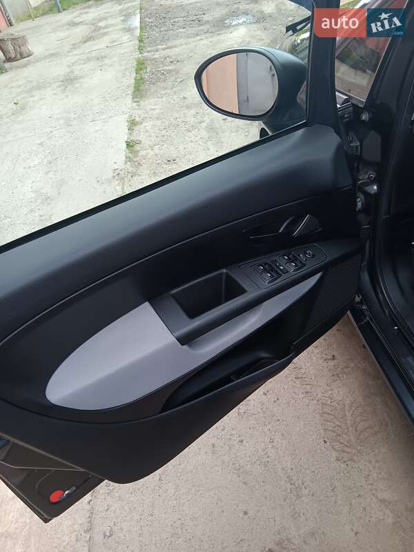 Седан Fiat Linea 2013 в Рівному