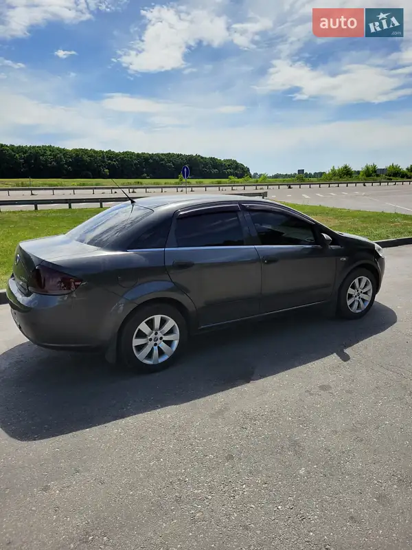 Fiat Linea 2010