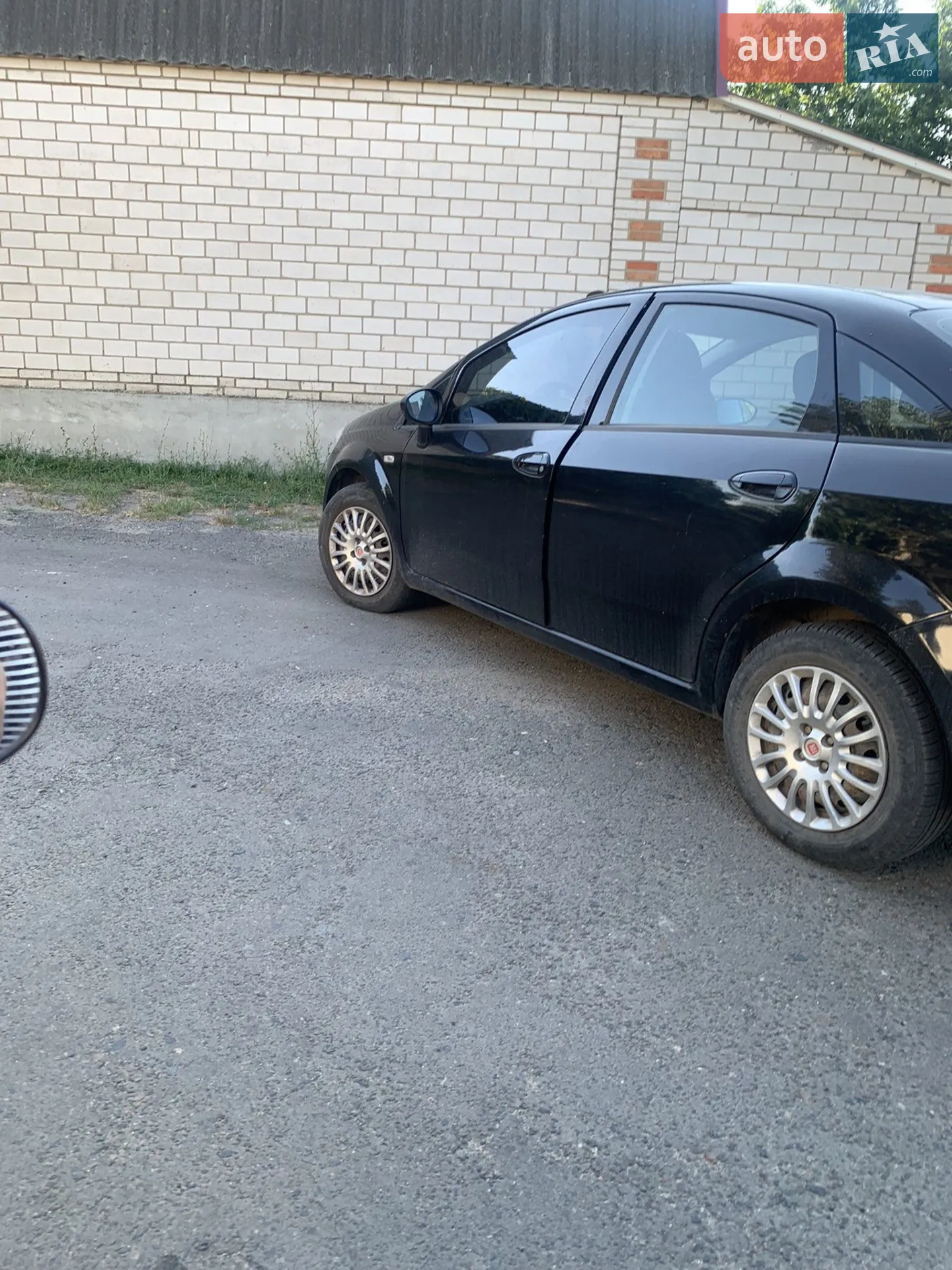 2010 Fiat Linea - мініатюра 3