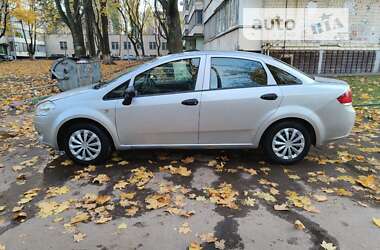 Седан Fiat Linea 2012 в 