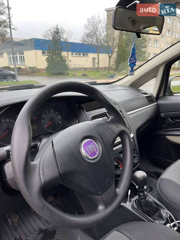 Седан Fiat Linea 2008 в Дрогобыче