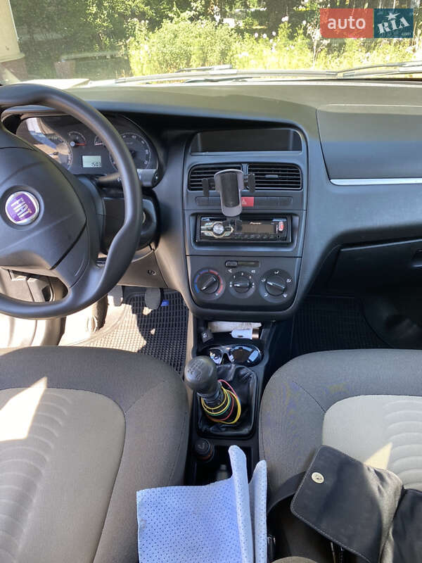 Седан Fiat Linea 2007 в Конотопе