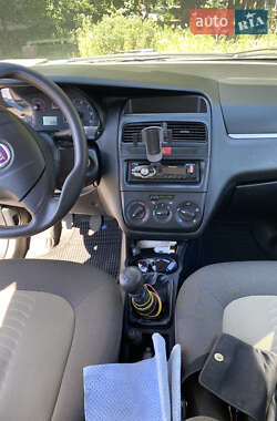 Седан Fiat Linea 2007 в 