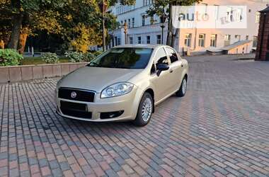 Седан Fiat Linea 2012 в Звягелі