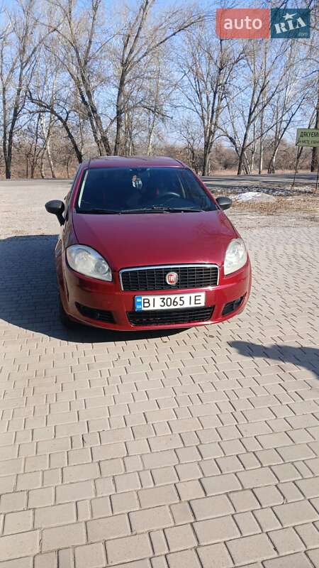 Седан Fiat Linea 2011 в Кременчуге