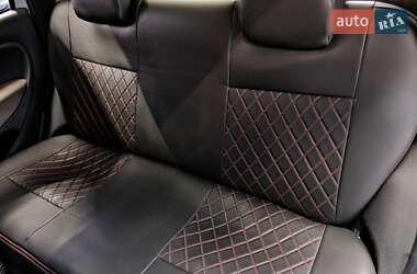Седан Fiat Linea 2014 в 