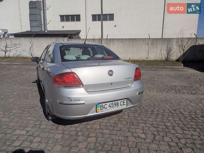 Седан Fiat Linea 2009 в Львове
