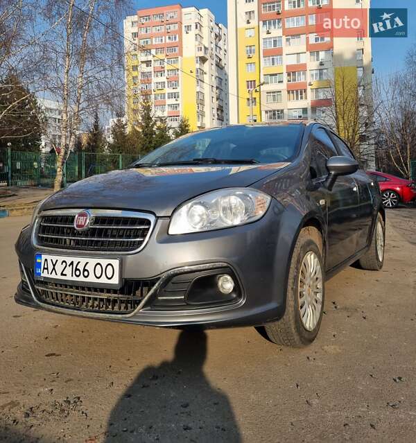 Седан Fiat Linea 2015 в 