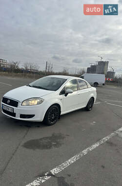 Седан Fiat Linea 2011 в Киеве