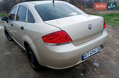 Седан Fiat Linea 2012 в 