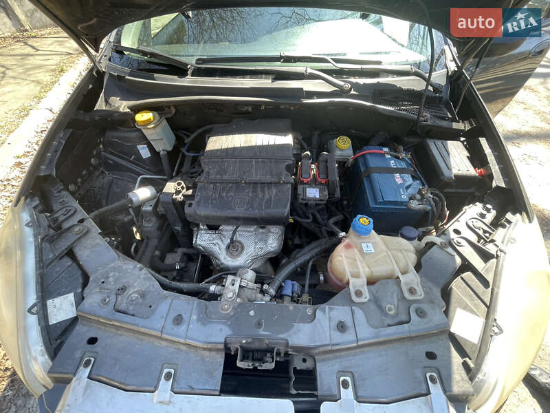 Седан Fiat Linea 2008 в Горенке