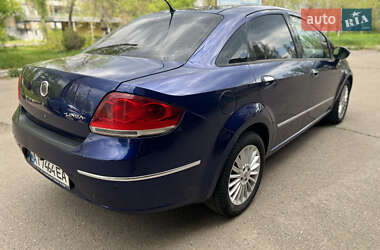 Седан Fiat Linea 2009 в 