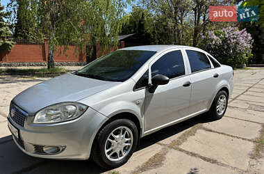 Седан Fiat Linea 2012 в 