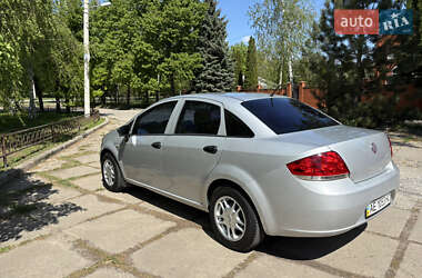 Fiat Linea 2012
