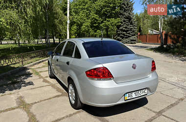 Седан Fiat Linea 2012 в 