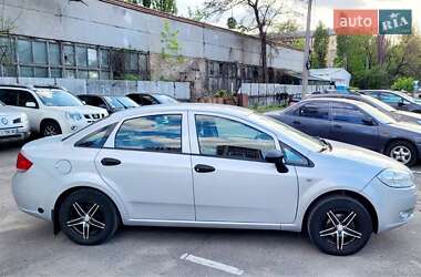 Седан Fiat Linea 2012 в 