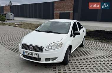 Седан Fiat Linea 2011 в 