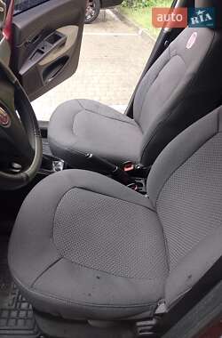 Седан Fiat Linea 2010 в 