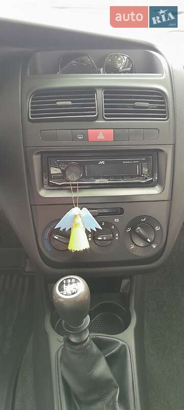 Седан Fiat Linea 2012 в Киеве
