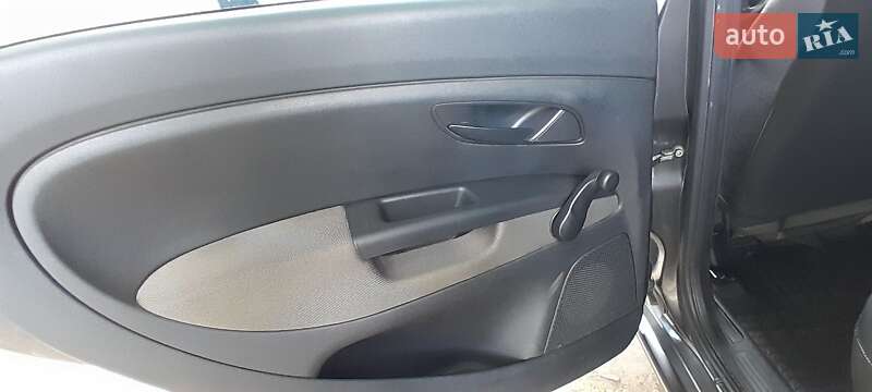Седан Fiat Linea 2012 в Киеве