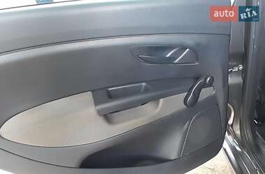 Седан Fiat Linea 2012 в 
