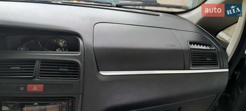 Седан Fiat Linea 2012 в Киеве