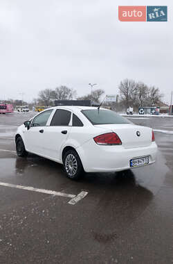 Седан Fiat Linea 2012 в 