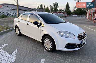 Седан Fiat Linea 2013 в 