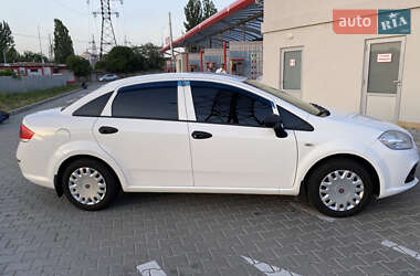Седан Fiat Linea 2013 в 