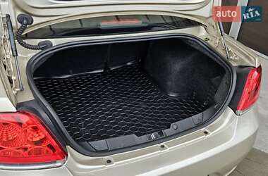 Седан Fiat Linea 2010 в 