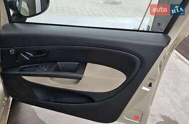 Седан Fiat Linea 2010 в 