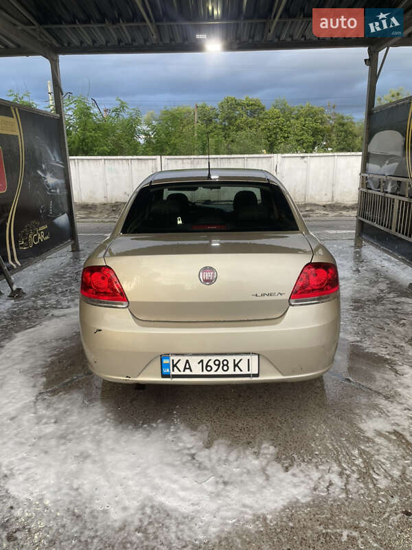 Седан Fiat Linea 2012 в Буче
