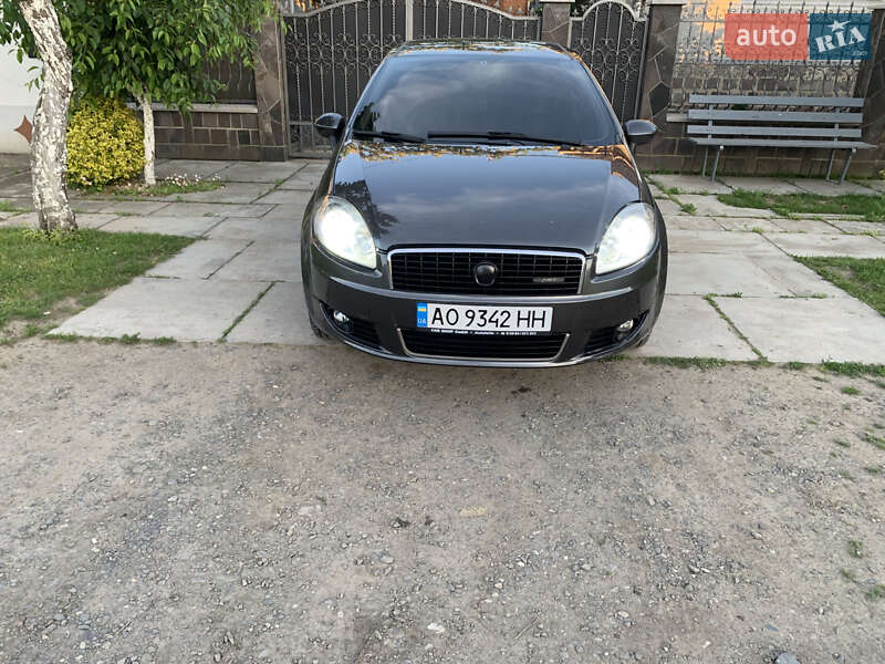 Седан Fiat Linea 2008 в Мукачевому