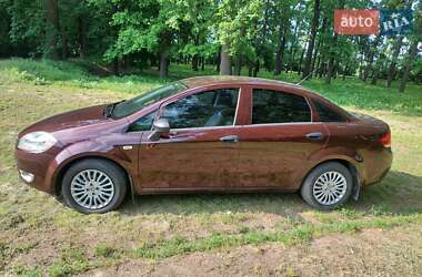Седан Fiat Linea 2012 в Новомиргороде